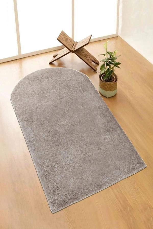 Makinede Yıkanabilir Peluş Halı Seccade Namazlık Kahverengi - Image 1