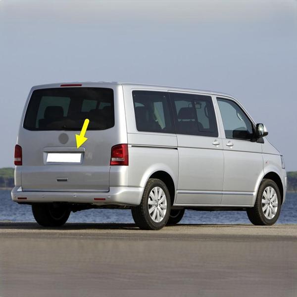 VW Caravelle T6 2010-2015 Arka Bagaj Kapağı Çıtası 7E0827329G - Image 1