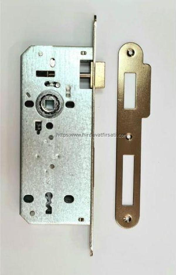 Özcanlar 141 45 mm extra oda kilidi ANTİK SARI ESKİTME, ANTİK FÜME, ANTİK BAKIR oval ayna oda kilidi - Image 1