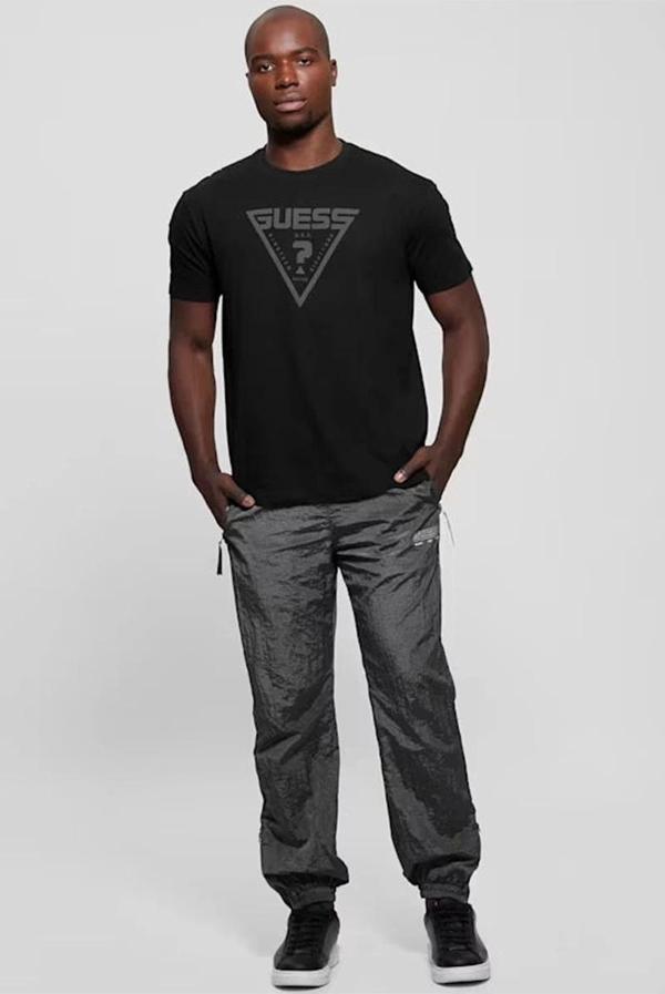 Guess Erkek Siyah  Azha Cn Over  T-Shirt - Image 1