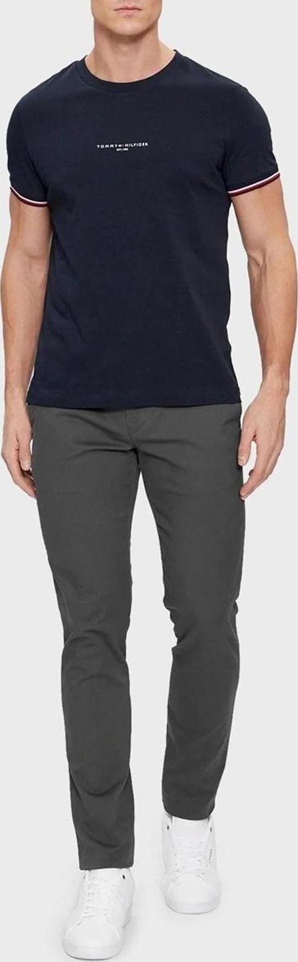 Tommy Hilfiger Bisiklet Yaka Lacivert Erkek T-Shirt - Image 1