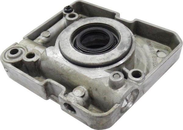 Husqvarna 503463702 Yağ Pompası Komple 394, 395 - Image 1