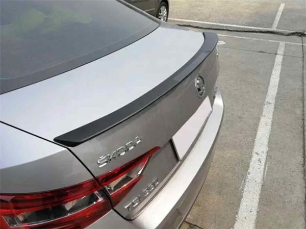 Skoda Superb Rs boyalı spoiler (Pianoblack) 2015-2019 arası - Image 1