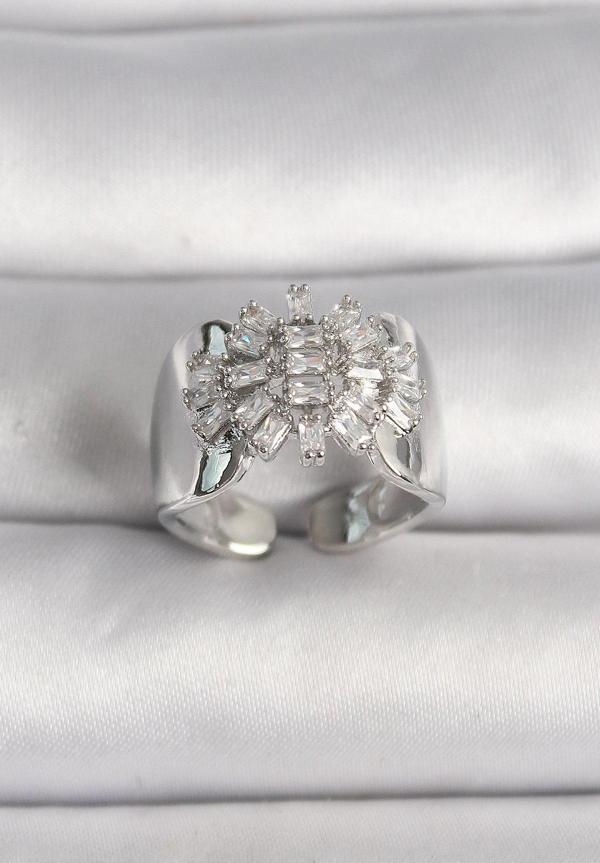 Pirinç Gümüş Renk Ayarlanabilir Baget Zirkon Taş Model Kadın Kolye - TJ-BYK3588 - Image 1