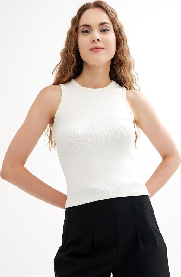 Halter Yaka Fitilli Fitted Askılı Tişört - Image 1