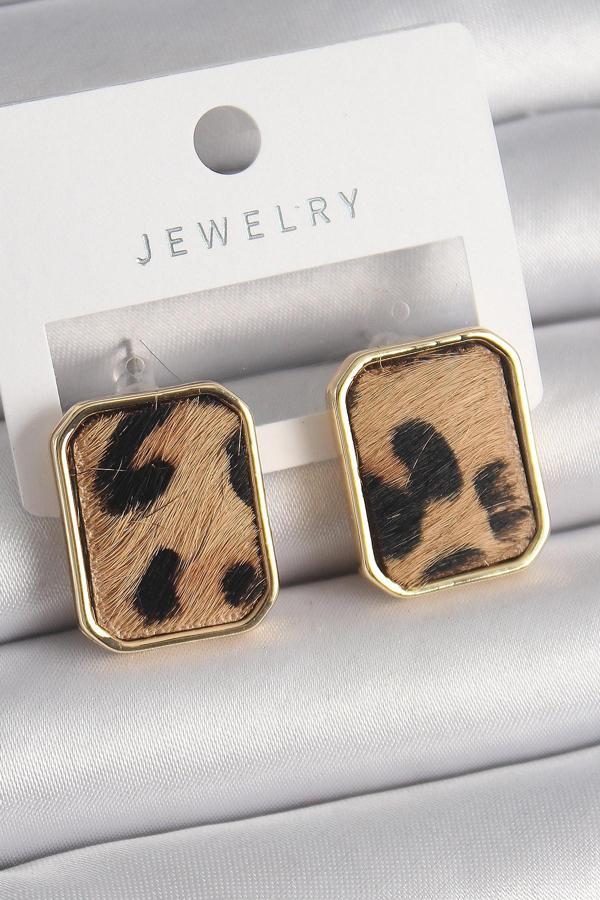 Pirinç Gold Renk Kare Leopar Desen Model Kadın Küpe - Image 1