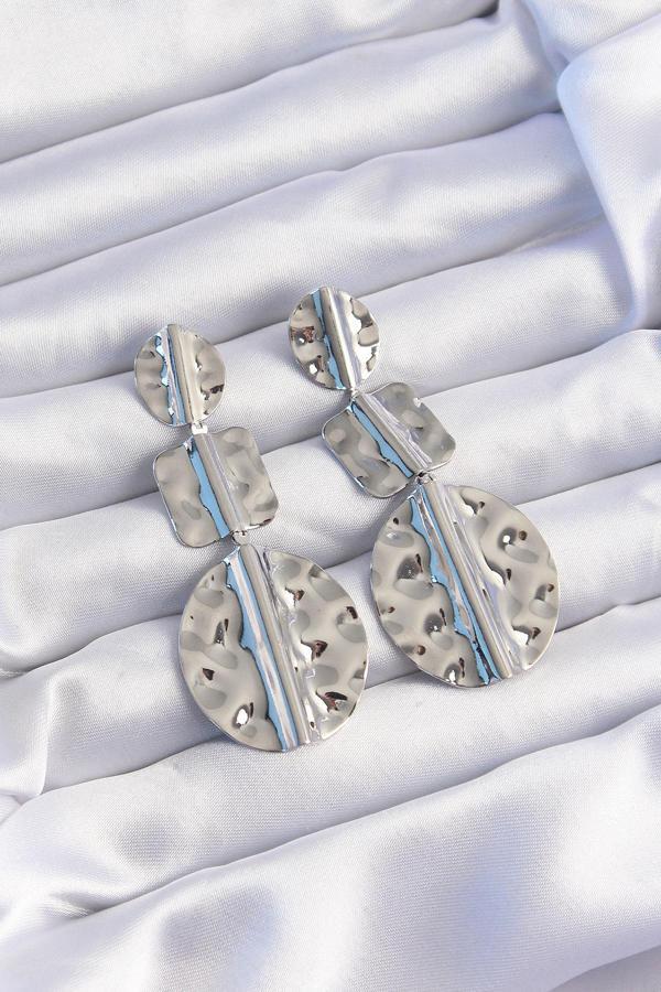 Pirinç Gümüş Renk Geometrik Ezme Plaka Küpe - Image 1