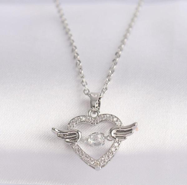 316L Çelik Zincir Gümüş Renk Zirkon Taşlı Kanatlı Kalp Kolye - Image 1