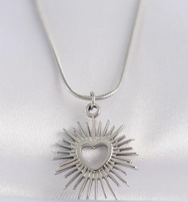 316L Çelik Zincir Gümüş Renk Kalp Güneşi Tasarımlı Kolye - Image 1
