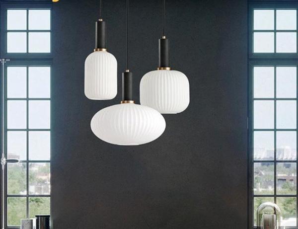 Rsylight Rustik Dekoratif Metal Modern Yuvarlak Siyah Beyaz Opal Camlı 3 lü Avize  - Image 1