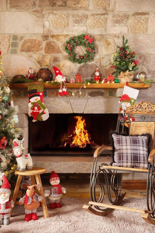 Karaca Home Siyah-Beyaz Ekose Tüylü Kırlent 45 cm x 45 cm - Image 1