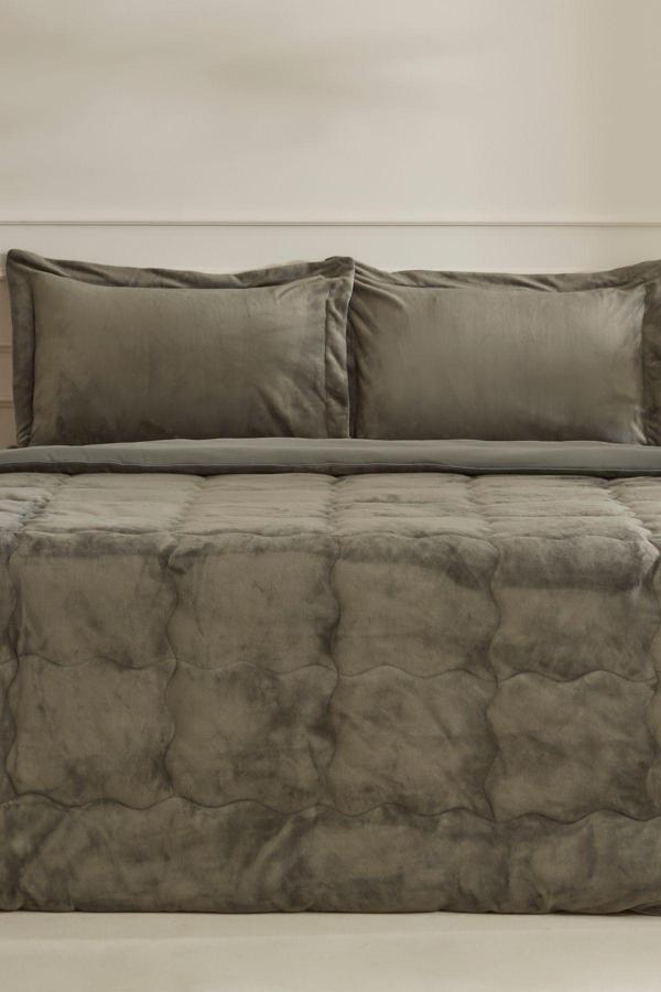 Karaca Home Flufy Tek Kişilik Soft Dream Comfort Set/Uyku Seti Haki - Image 1