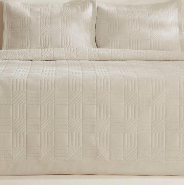 Karaca Home Sally Çift Kişilik Yatak Örtüsü Seti Bej  - Image 1