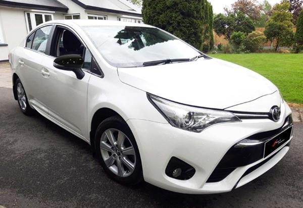 Avensis T270 Batman Ayna Kapağı Piano Black / 2015-2018 - Image 1