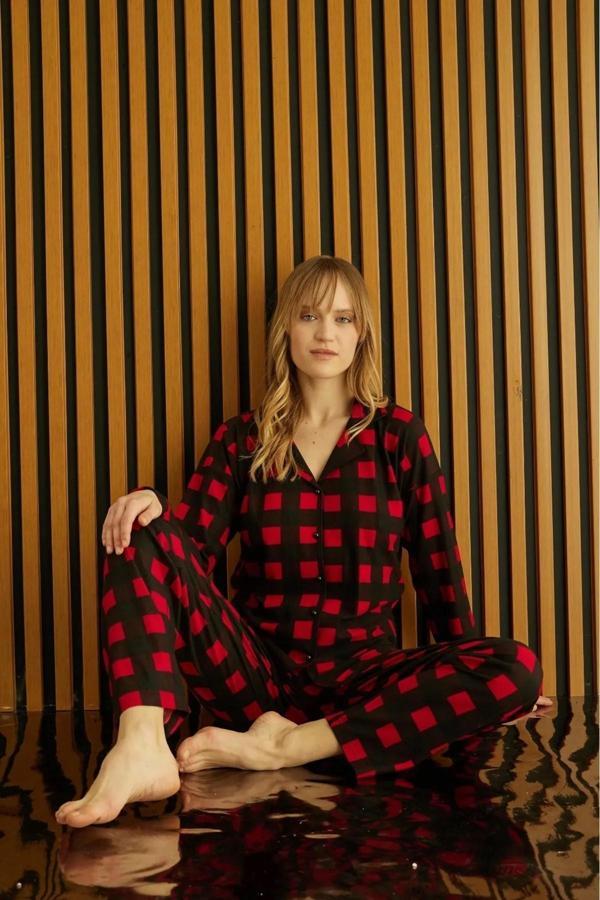 Pijamoni Kadın Süet Önden Düğmeli Likralı Pijama Takımı 3K - 1 Adet Kırmızı-L - Image 1