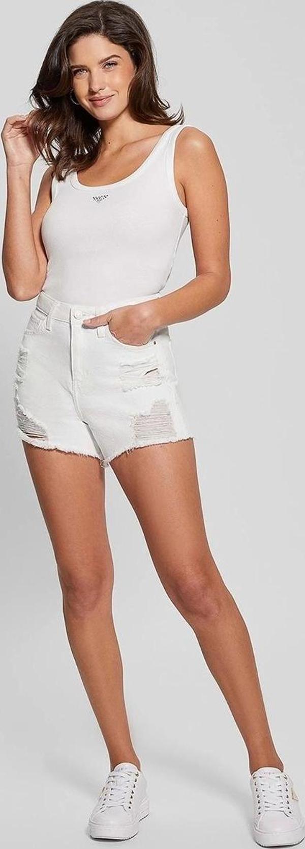 Guess Kadın Rahat Denim Beyaz Şort - Image 1