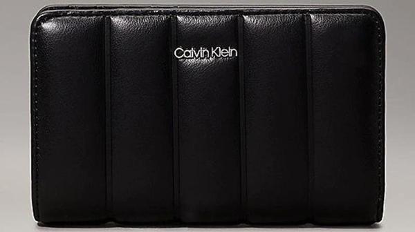 Calvin Klein Kadın Siyah Kapitoneli İki Katlı Siyah Cüzdan - Image 1