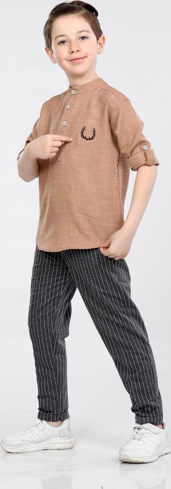 Mornio Erkek Çocuk Üç Düğme Hakim Yaka Gömlek ve Pantolon 2 li Takım VF24KMR5108990 Camel - Image 1