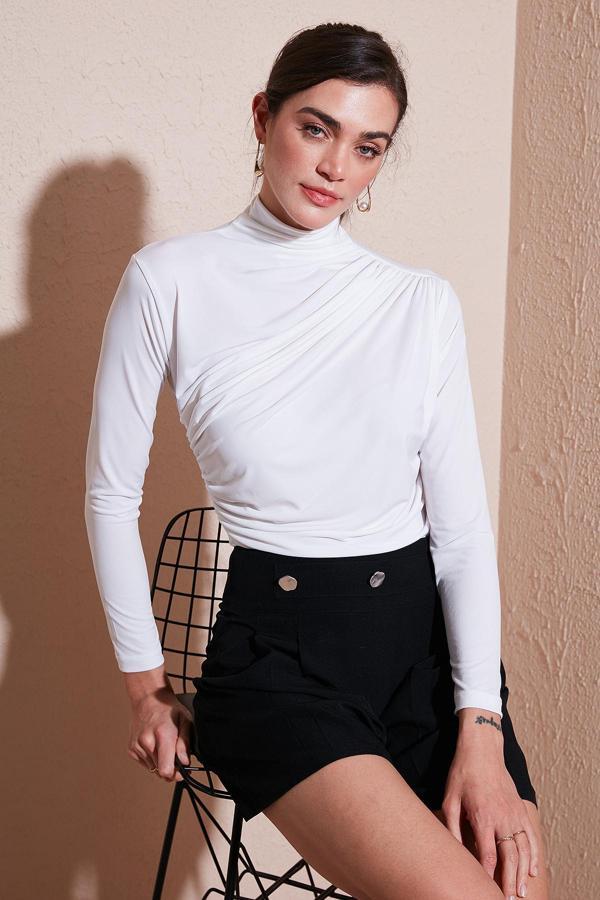 Lela Streç Büzgü Detaylı Slim Fit Dik Yaka Bayan Bluz 669925 EKRU - Image 1