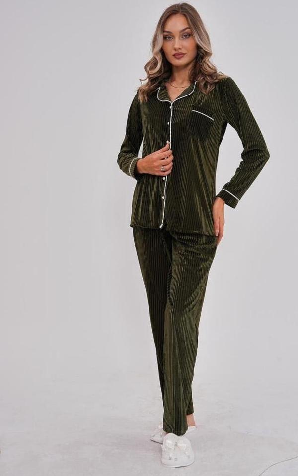 Mecit 6120 Bayan Yeşil Kadife Boydan Düğmeli Pijama Takımı - Image 1