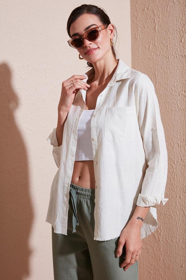 Lela Pamuklu Regular Fit Cepli Bayan Gömlek CF25S16992 EKRU - Image 1