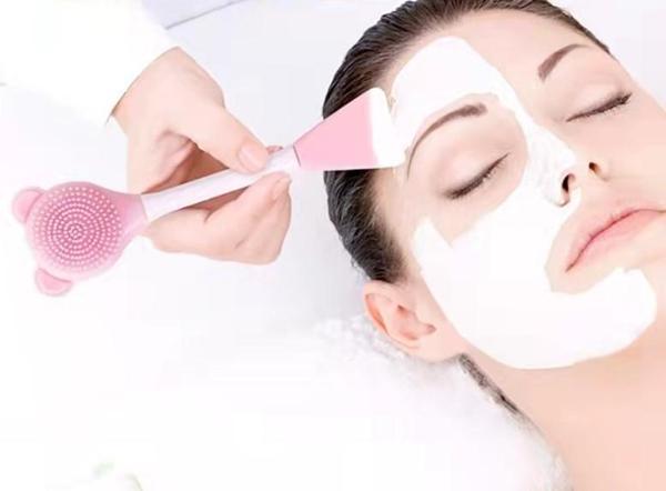 Cilt Bakım Fırçası ve Maske Spatulası - Image 1