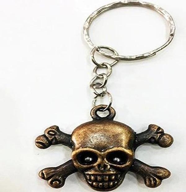 Metal Malzemeden İMal Kuru Kafa Korsan Anahtarlık Bakır Renk - Image 1