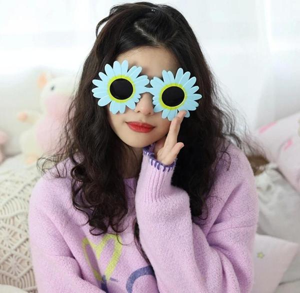 Mavirenkpapatyaşekillipartigözlüğü18X10Cm - Image 1