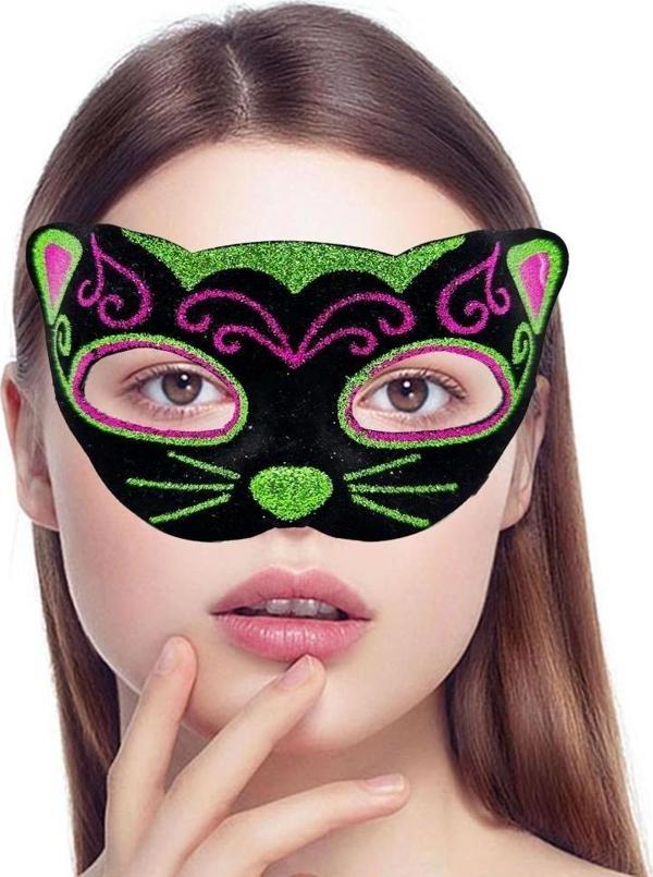 Siyah Kadife Kaplama Üzeri Pembe Yeşil Sim İŞlemeli Kedi Maskesi 20X13 Cm - Image 1