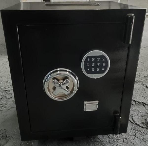 Kumbaralı Montajlı 60cm Çelik Kumbara Para Kasasi ŞİFRELİ  - Image 1