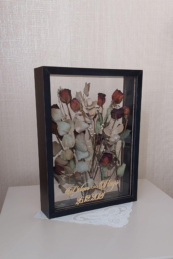 Verda Çerçeve Isimli Siyah 30X40 Cm Çift Yönlü Anı Çerçevesi! Gül Kutusu Şeffaf Gül Kutusu - Image 1