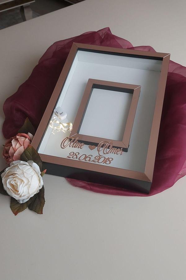 Hobicehayaller 25X35 I?Simli Ve Ledli Fotoğraf Bölümlü Anı Çerçevesi! Yeni Moda Gül Kutuları! - Image 1