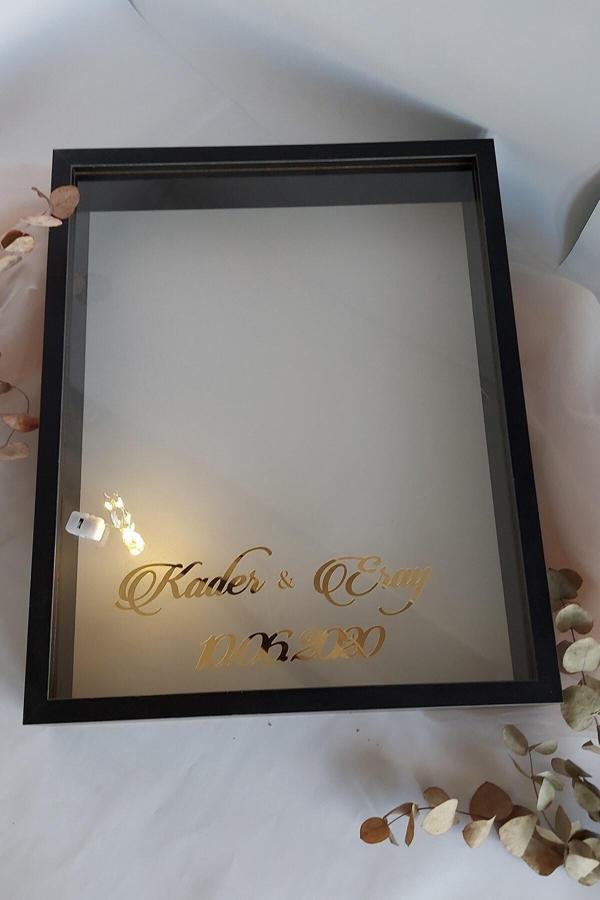 Verda Çerçeve 40X50 Cm Siyah Ledli Derin Anı Çerçevesi-Gül Kutusu-Dekoratif Hatıra Çerçevesi-Beyaz Zemin! - Image 1