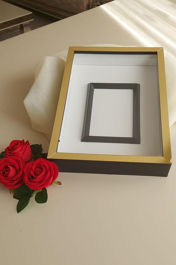 Hobicehayaller 25X35 Fotoğraf Bölümlü Anı Çerçevesi! Üçgen Çıtalı Gül Kutuları - Image 1