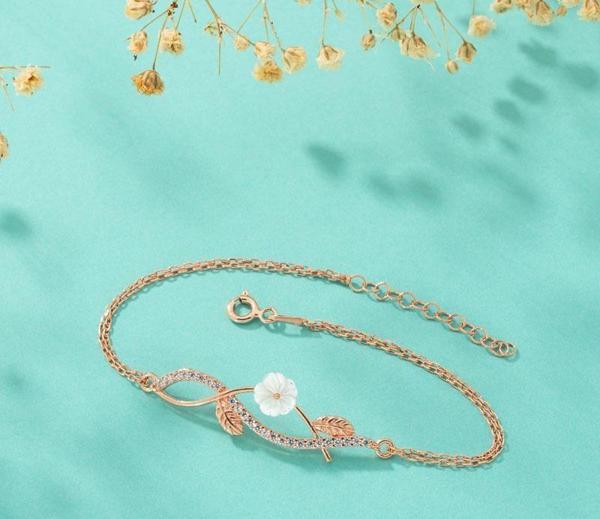 Gümüş Pazarım Manolya Çiçeği Kadın Rosegold Gümüş Bileklik - Image 1