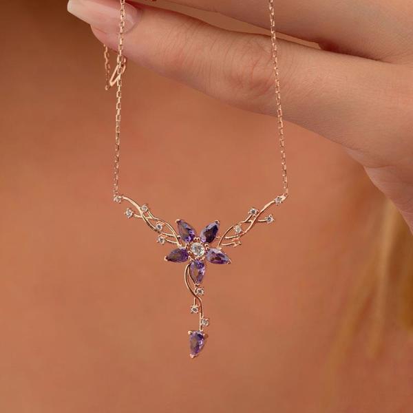 Gümüş Pazarım Ametist Taşlı Manolya Çiçeği Süzme Gümüş Kolye - Image 1