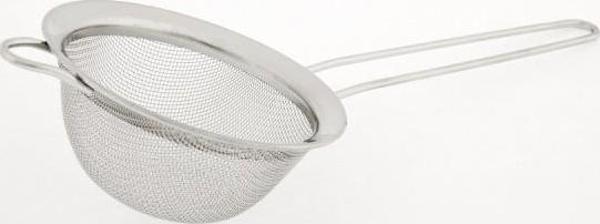 UN D8 METAL SÜZGEÇ 10 CM  - Image 1