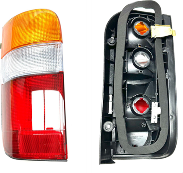 LEOPARTS Toyota Hiace Stop Lambası Sol 1990-1998 81560-95J10 - Image 1