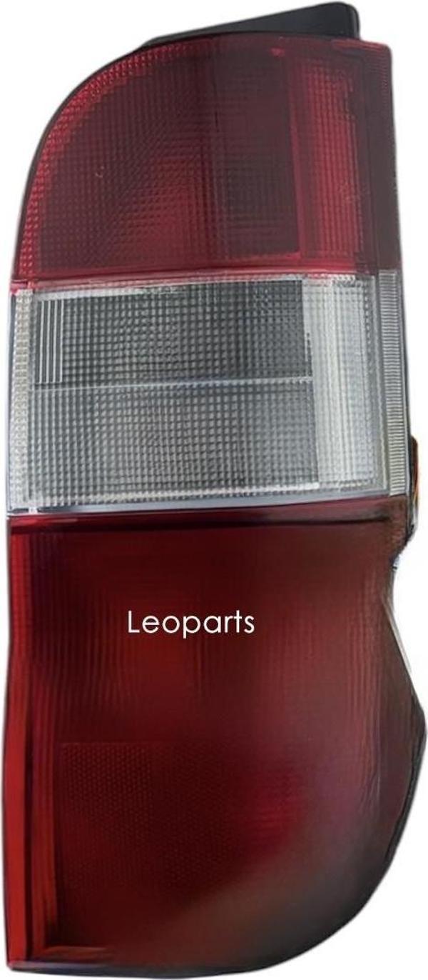 LEOPARTS Toyota Hiace Stop Lambası Sağ 2000-2008 81561-26130 - Image 1