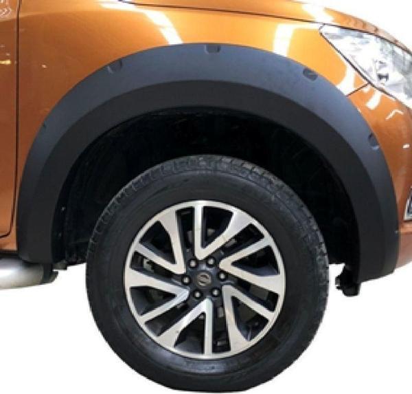 Nissan Navara Uyumlu Çamurluk Kaplama Adblue 4.5Cm Civatasız Dodik Seti 2012 / 2019 Parça - Image 1