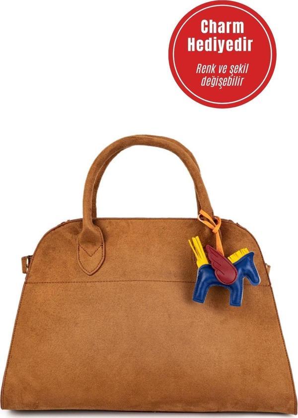 Mine Bag Charmlı Süet Kadın El Çantası DoSe Taba - Image 1