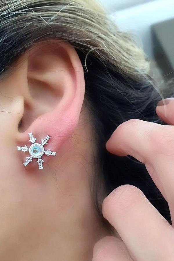 Swarovski Taşlı 925ayar Gümüş  Tasarım Kar tanesi Figürlü Küpe  - Image 1
