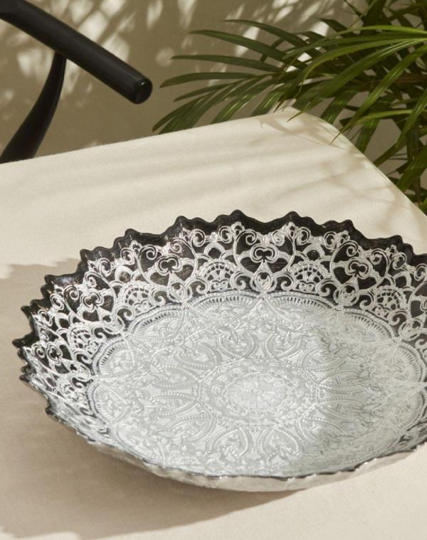 Karaca Home Kashida Dekoratif Tabak 34 cm Gümüş  - Image 1