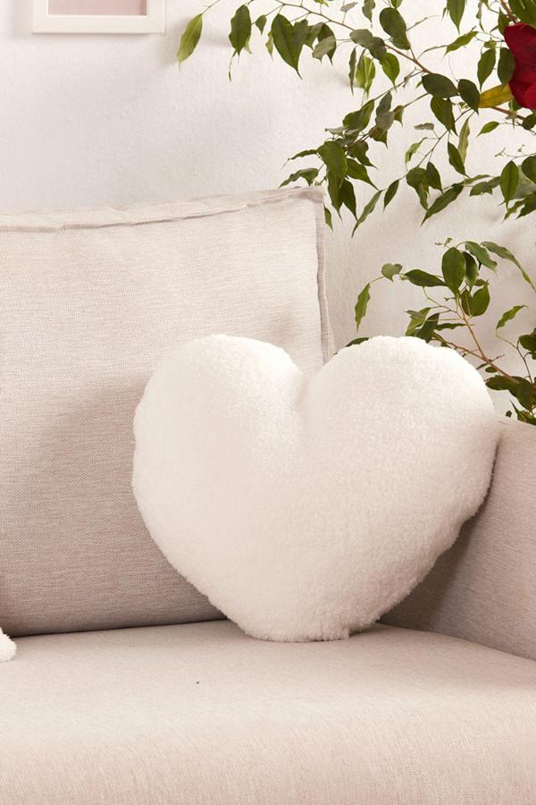Sarah Anderson Amour Kalp Yastık Beyaz - Image 1