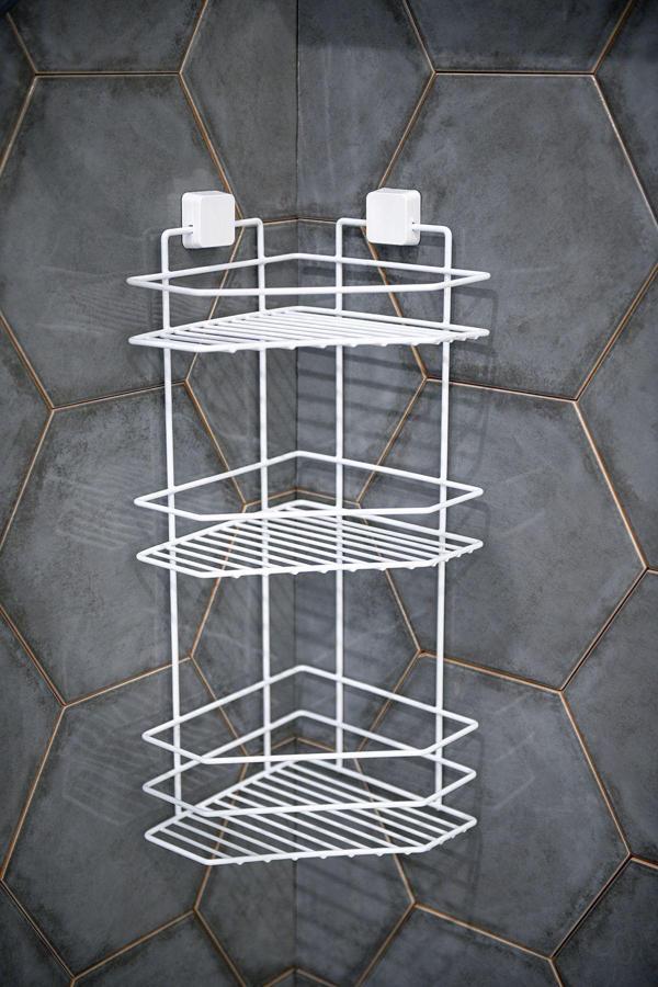 Hagen Ömür Boyu Paslanmaz Yapışkanlı Banyo Rafı, Banyo Düzenleyici, Banyo Organizer, Şampuan Rafı - Image 1