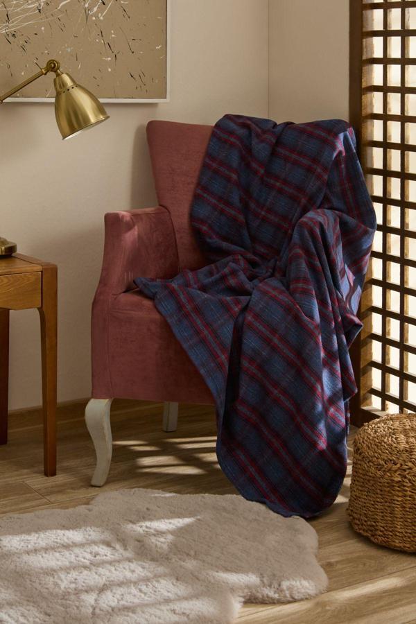 Karaca Home Flanel Throw Tv Battaniyesi Gri/Kırmızı - Image 1