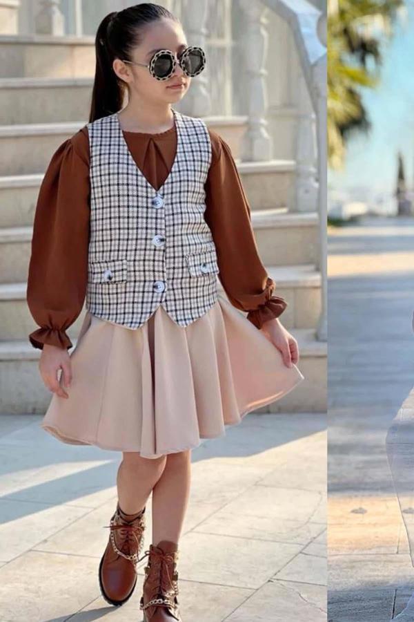 Kız Çocuk Çizgili Cepken ve Gömlek Yaka Kahverengi Bluz Etekli Takım - Image 1