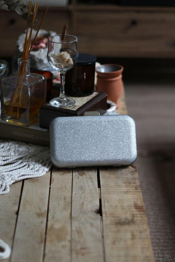 Moom Bag Kadın Silver Sim Doku Klips Detaylı Abiye El Omuz Çantası - Image 1