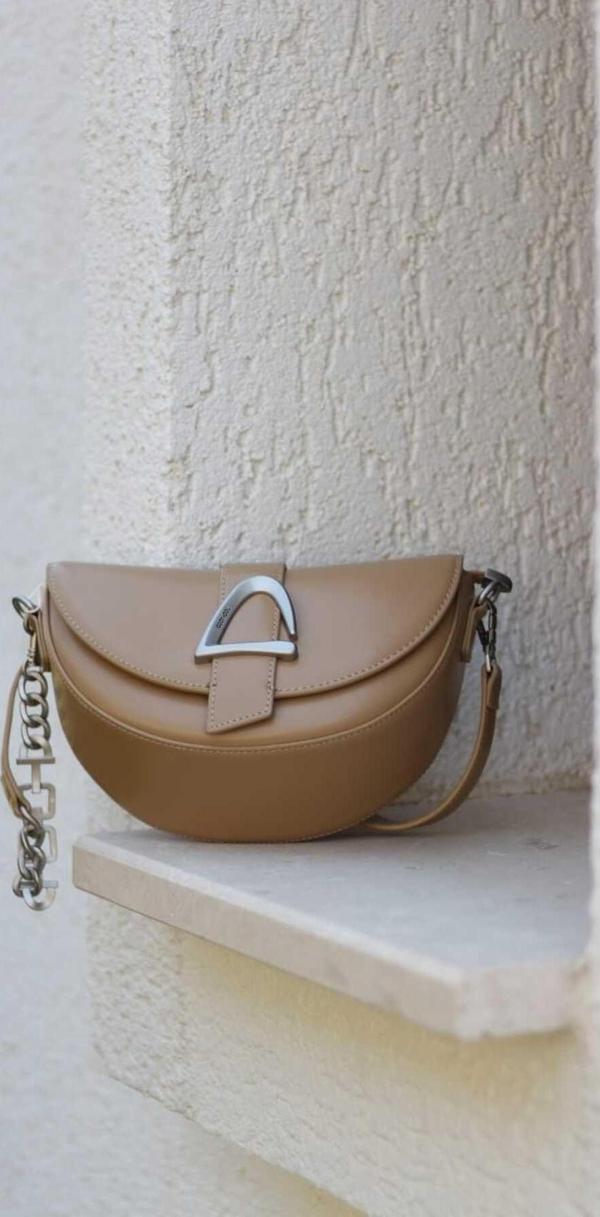 Moom Bag Kadın Vizon V Toka Detaylı Askılı Omuz Çantası - Image 1