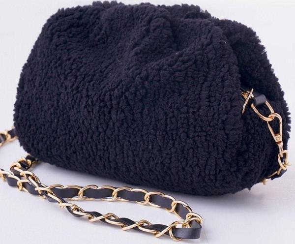 Moom Bag Kadın Siyah Koyun Tüylü Peluş Çanta - Image 1